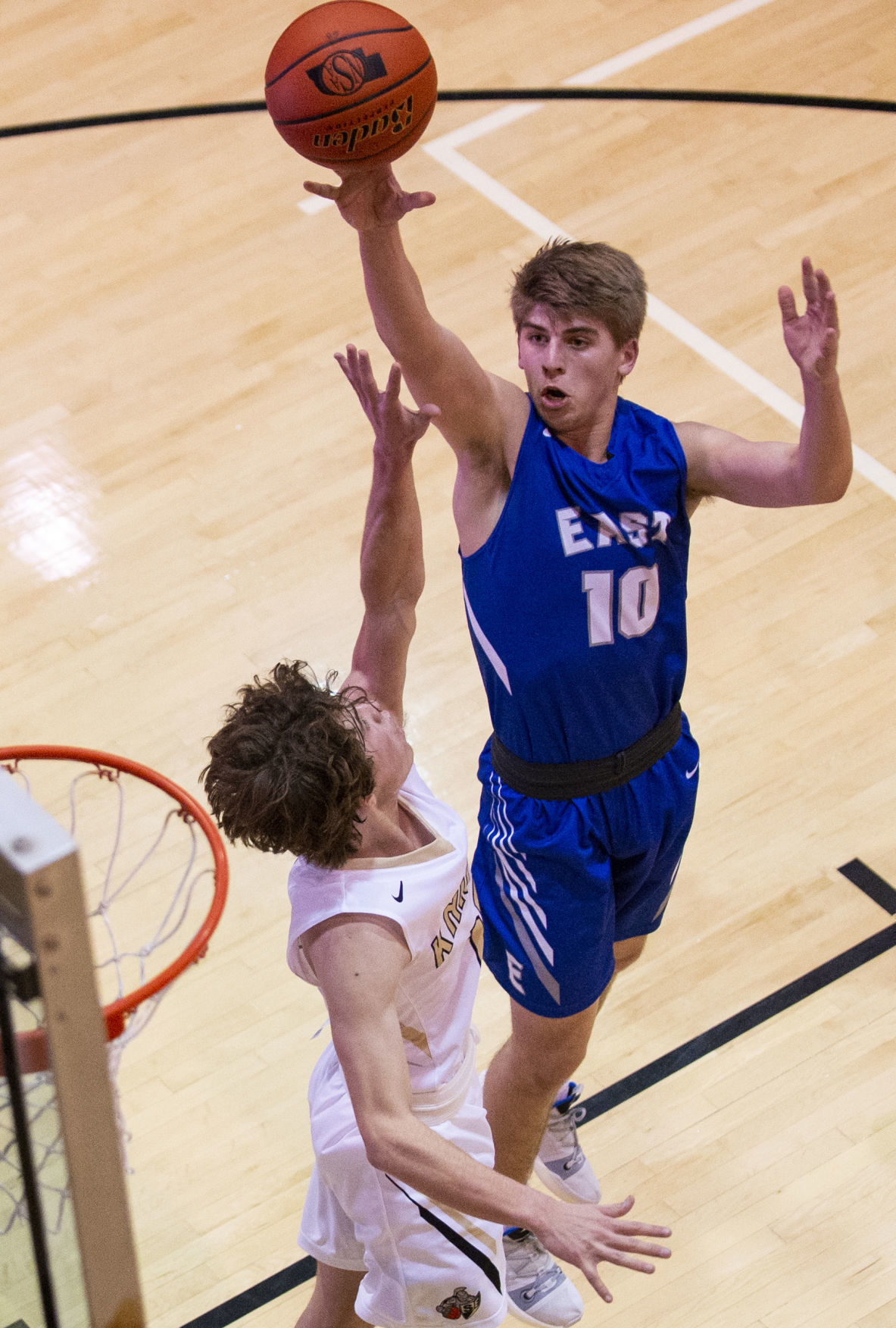 Lincoln East vs. Lincoln Southeast, 1.11